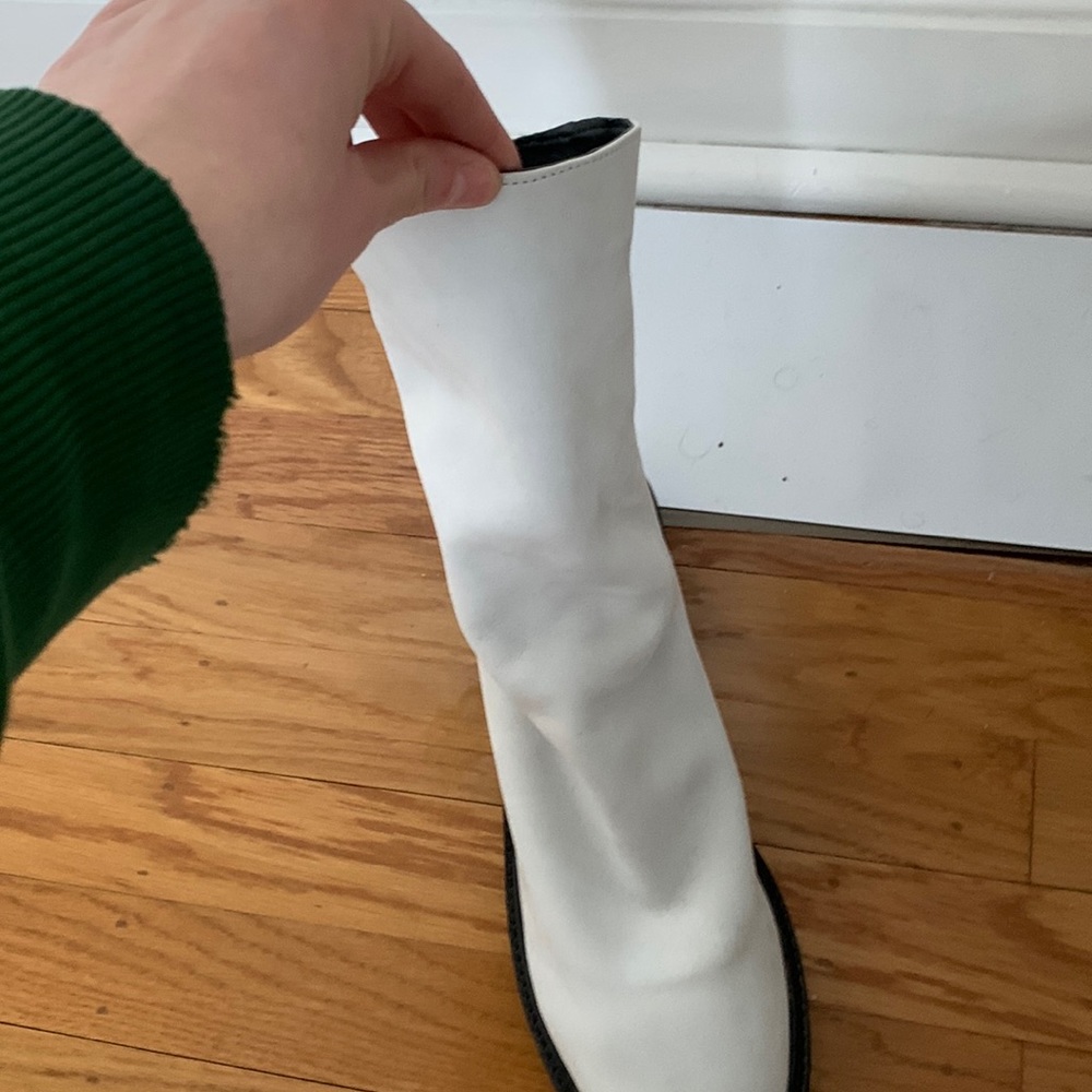 Free people white boots !!!